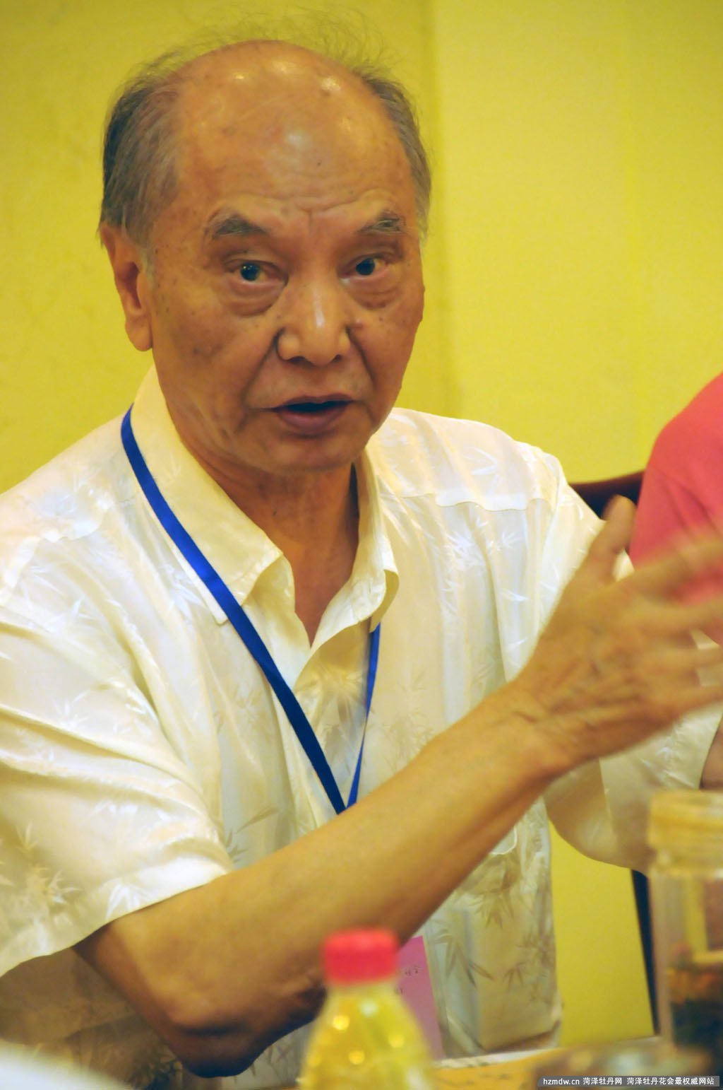 原山东省委常委、省军区政委、少将军衔，山东省书法家协会名誉主席、山东省将军书法院院长 刘国福讲话